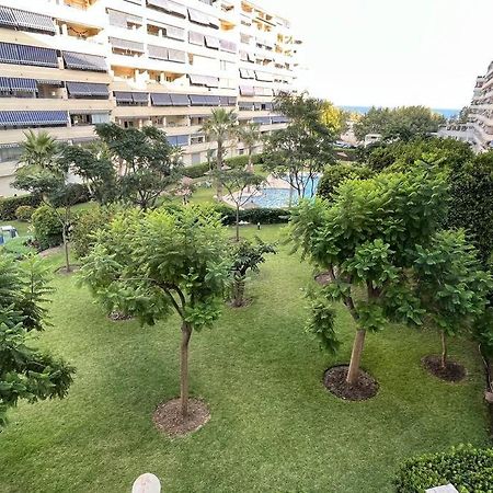 Marbella Piso En Casco Junto A Playa Piscina In Summer Season المظهر الخارجي الصورة