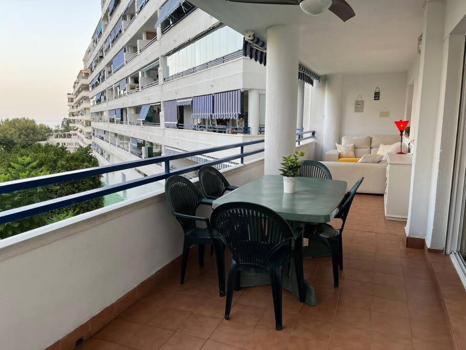 Marbella Piso En Casco Junto A Playa Piscina In Summer Season المظهر الخارجي الصورة